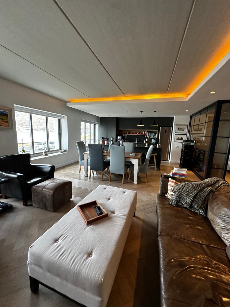 To Let 2 Bedroom Property for Rent in Simons Town Western Cape